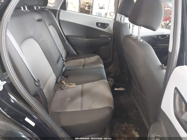 2020 HYUNDAI KONA SE