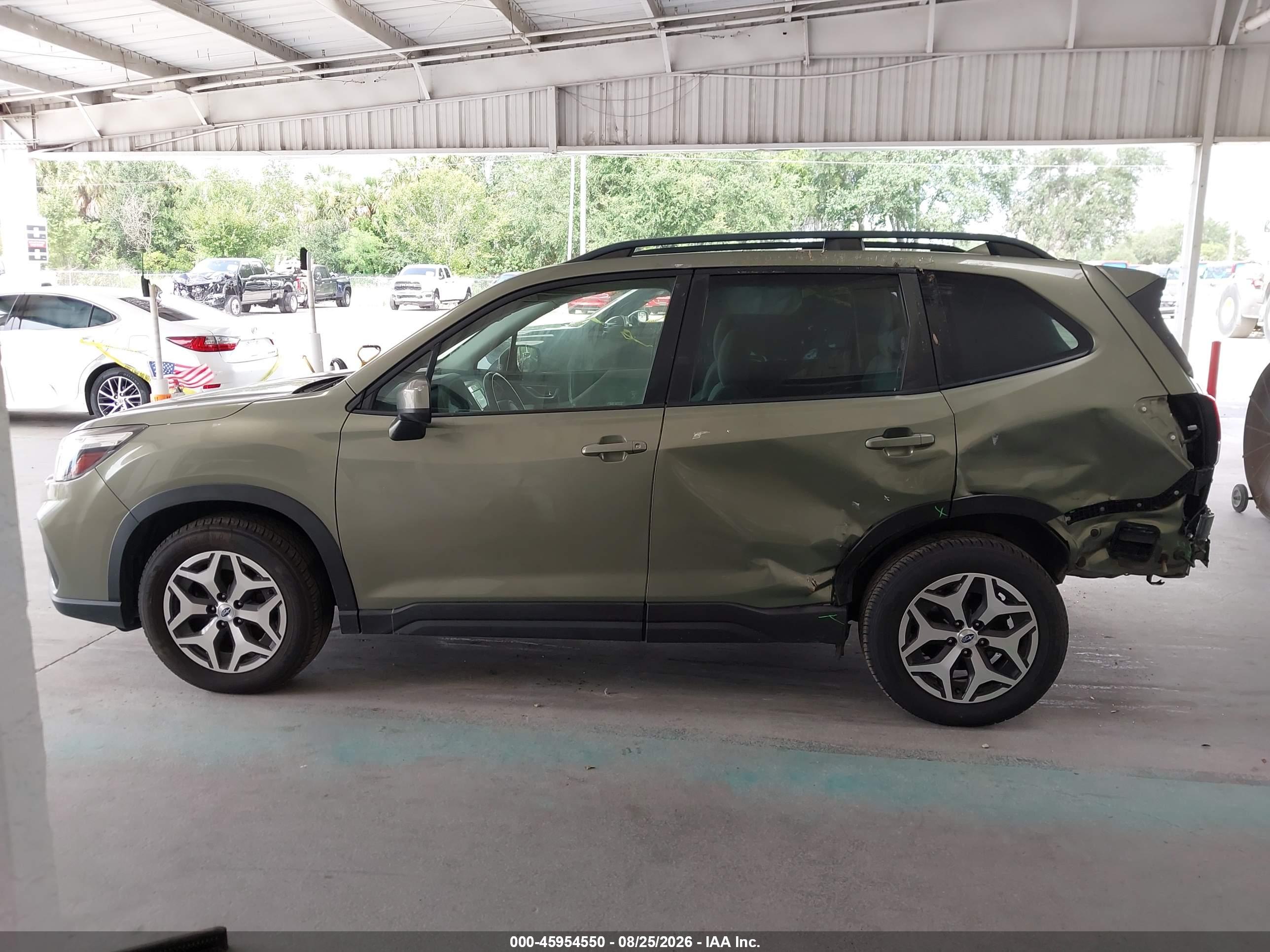 2021 SUBARU FORESTER PREMIUM