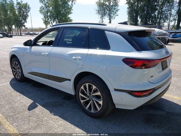 2025 AUDI Q6 E-TRON PREMIUM QUATTRO — I3