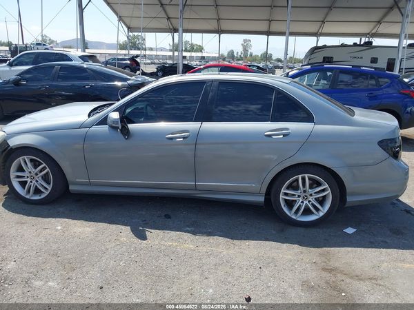 2014 MERCEDES-BENZ C 250 SPORT