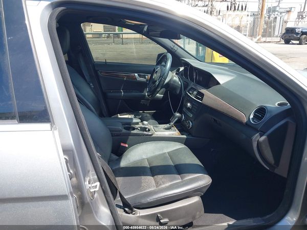 2014 MERCEDES-BENZ C 250 SPORT