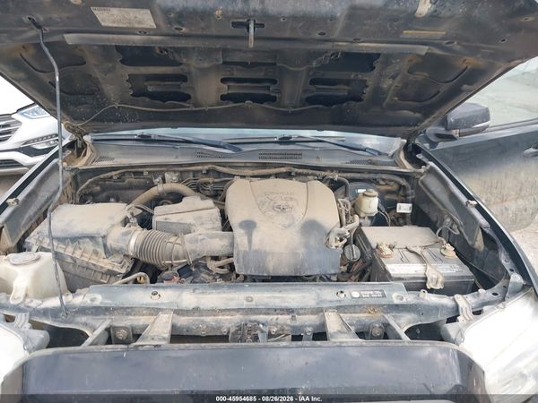 2016 TOYOTA TACOMA TRD SPORT — I10
