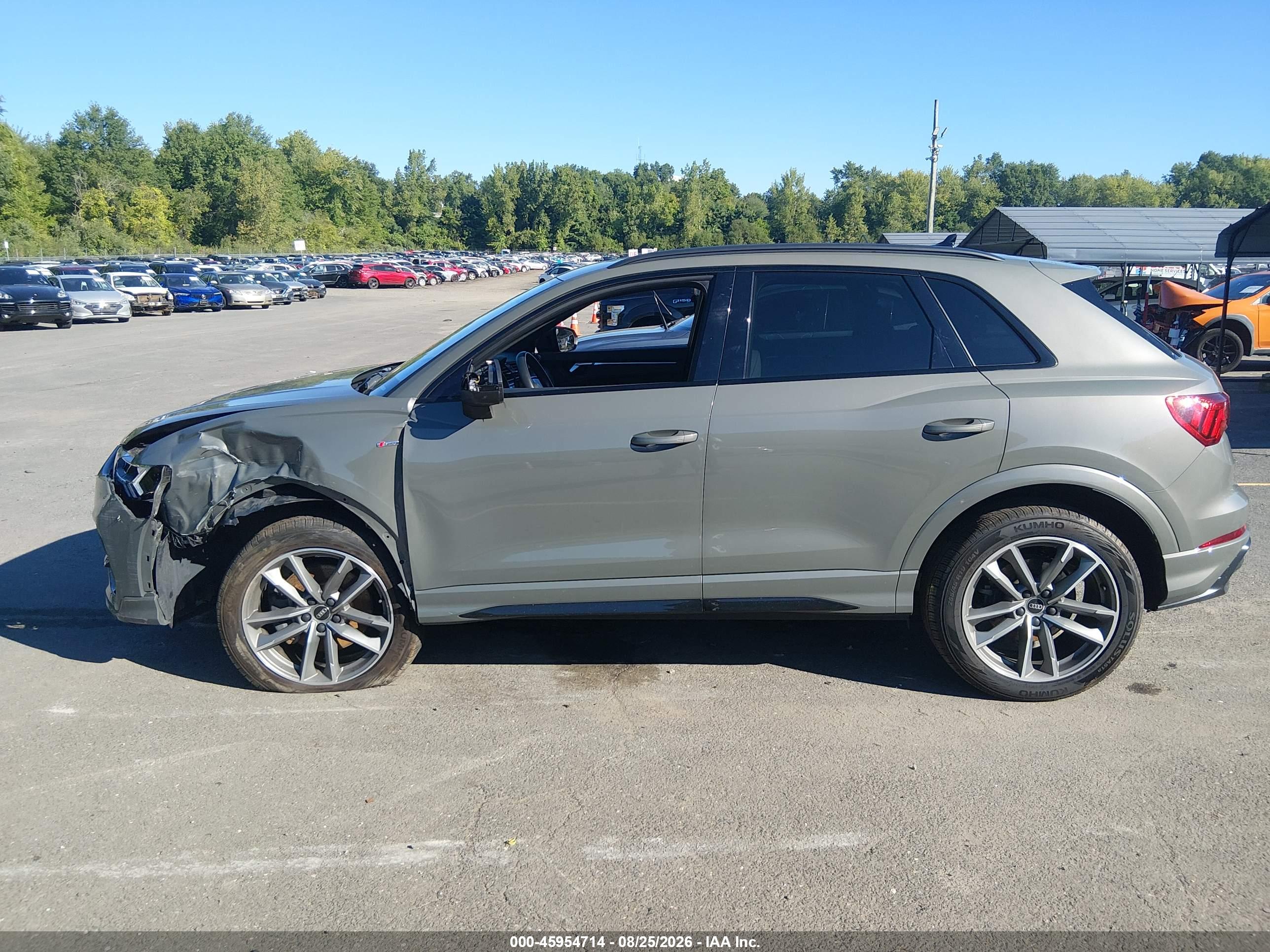 2022 AUDI Q3