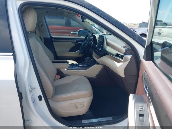 2020 TOYOTA HIGHLANDER LIMITED