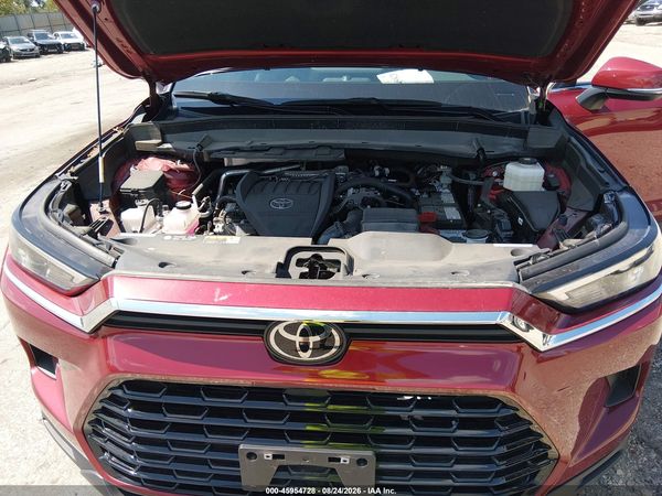 2024 TOYOTA GRAND HIGHLANDER XLE — I10