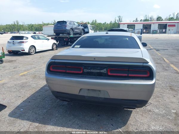 2018 DODGE CHALLENGER SXT