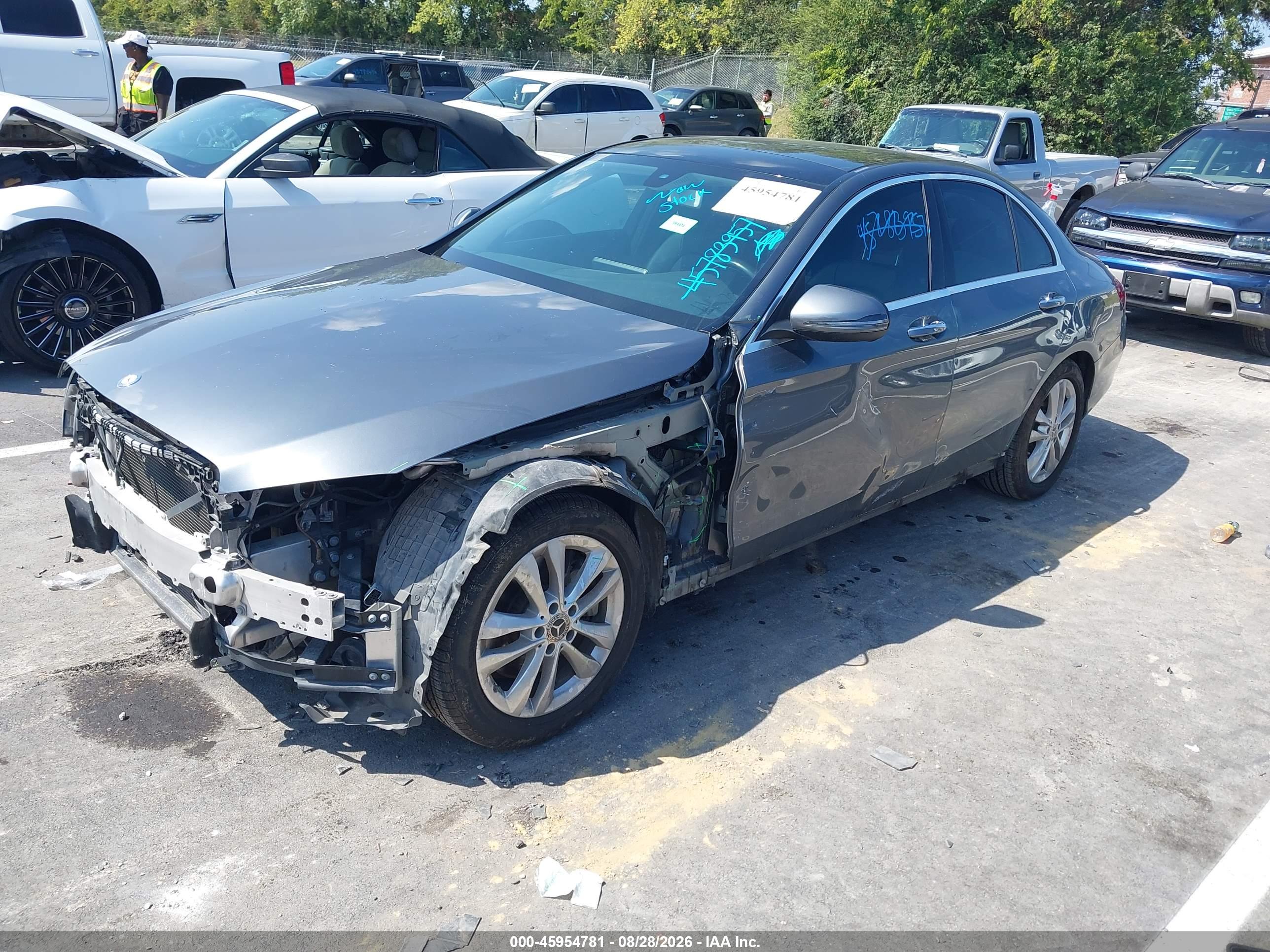 2020 MERCEDES-BENZ C 300 — I2