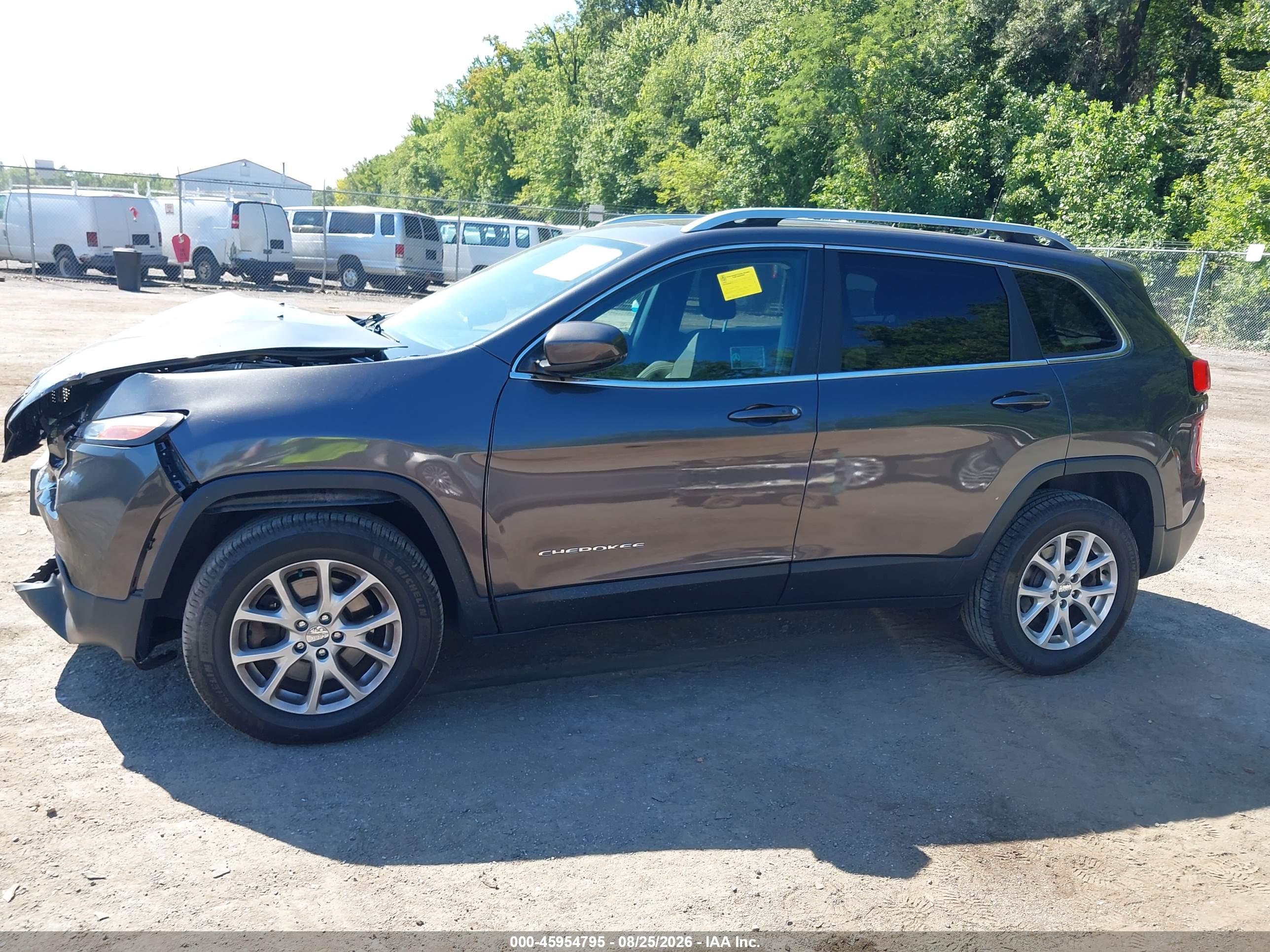 2017 JEEP CHEROKEE LATITUDE