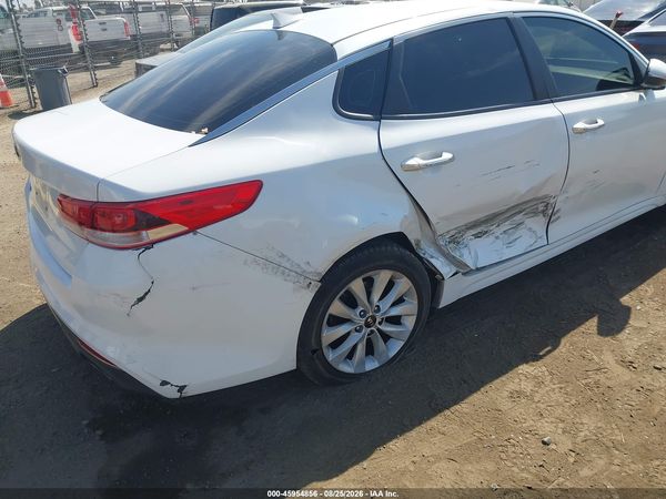 2017 KIA OPTIMA LX