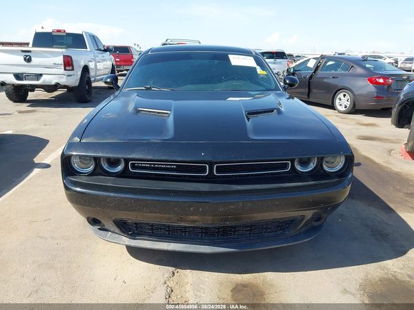 2019 DODGE CHALLENGER SXT