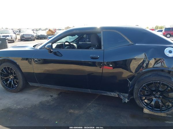 2019 DODGE CHALLENGER SXT