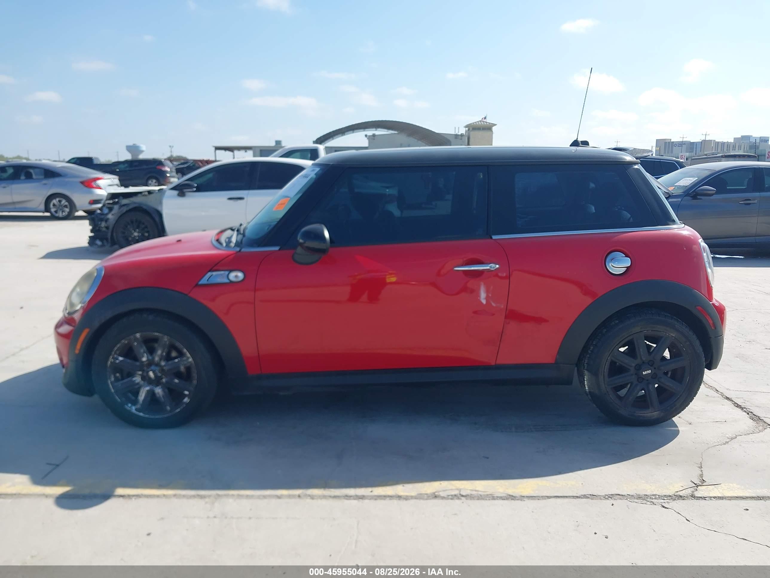 2012 MINI COOPER S