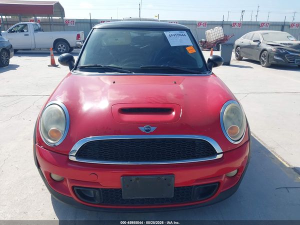 2012 MINI COOPER S