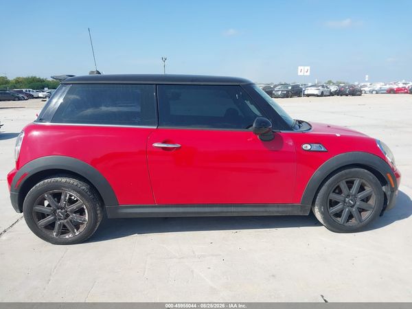 2012 MINI COOPER S