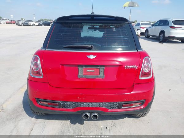 2012 MINI COOPER S