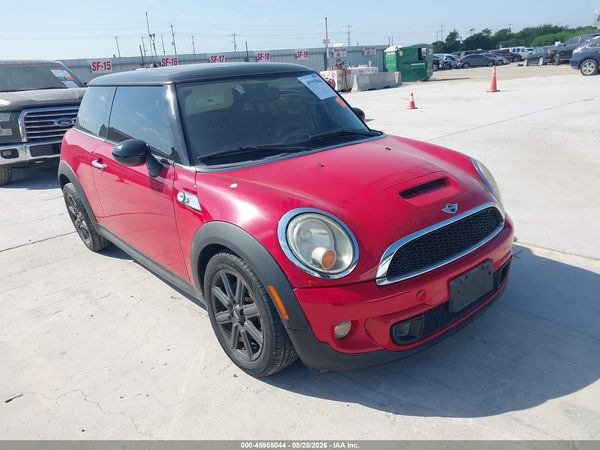 2012 MINI COOPER S