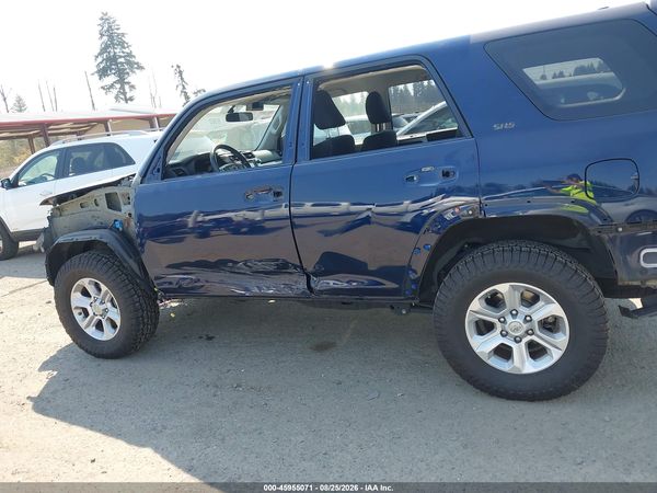 2018 TOYOTA 4RUNNER SR5