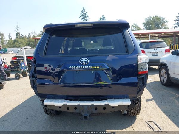2018 TOYOTA 4RUNNER SR5