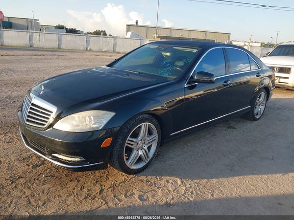 2013 MERCEDES-BENZ S 550 — I2