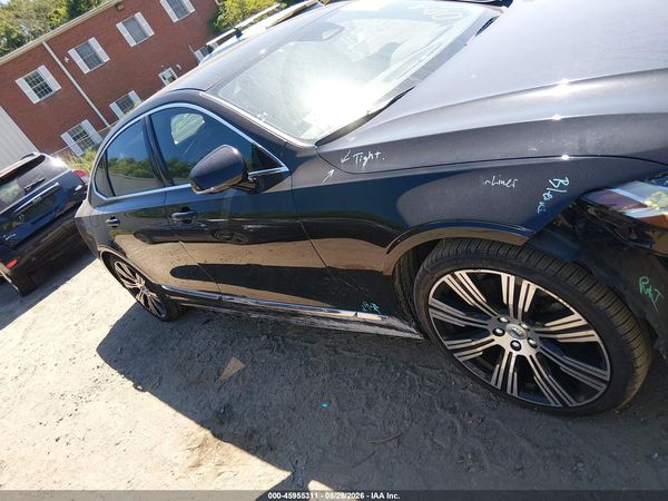 2023 VOLVO S90 B6 PLUS — I116