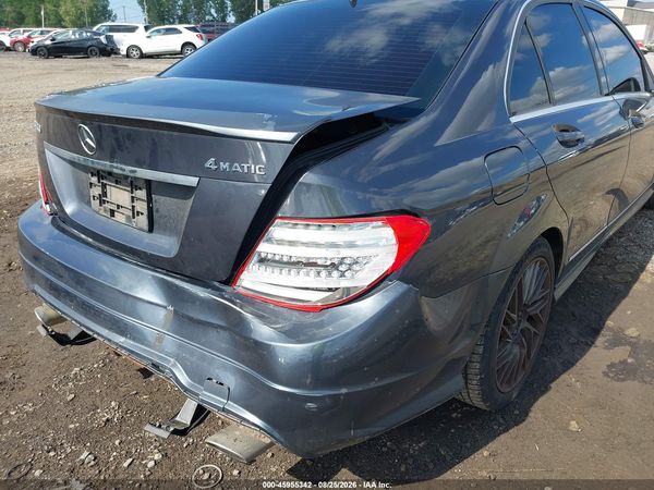 2013 MERCEDES-BENZ C 300