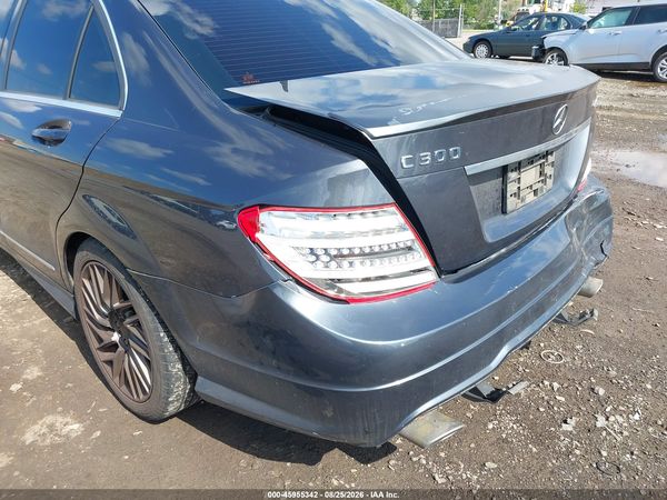 2013 MERCEDES-BENZ C 300