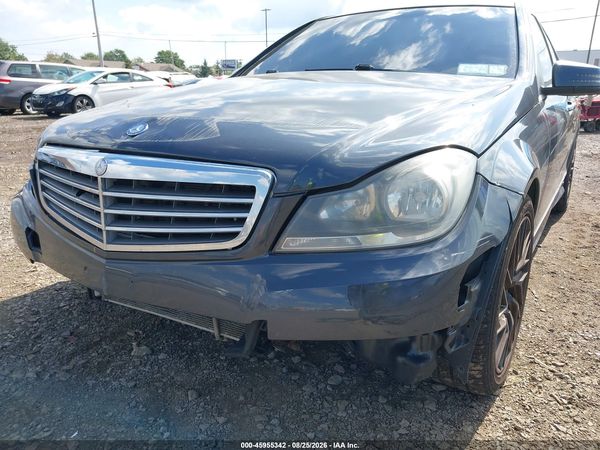 2013 MERCEDES-BENZ C 300