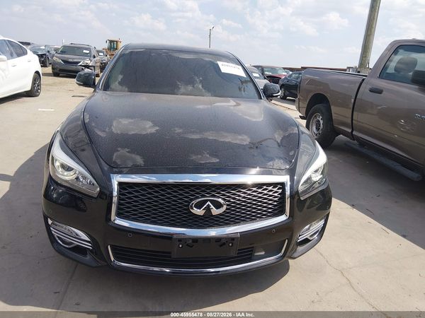 2019 INFINITI Q70 3.7 LUXE — I115