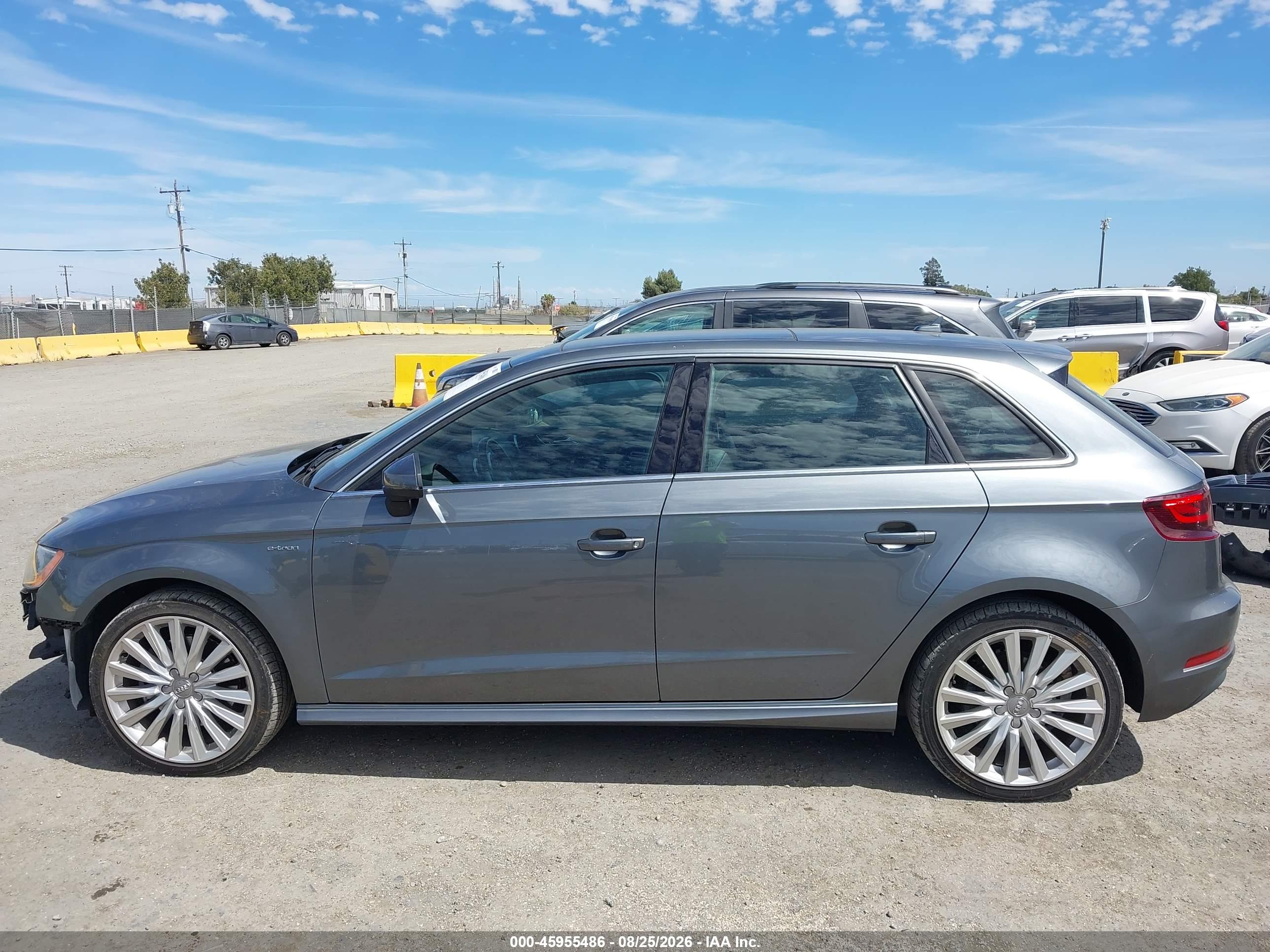 2016 AUDI A3 E-TRON 1.4T PREMIUM