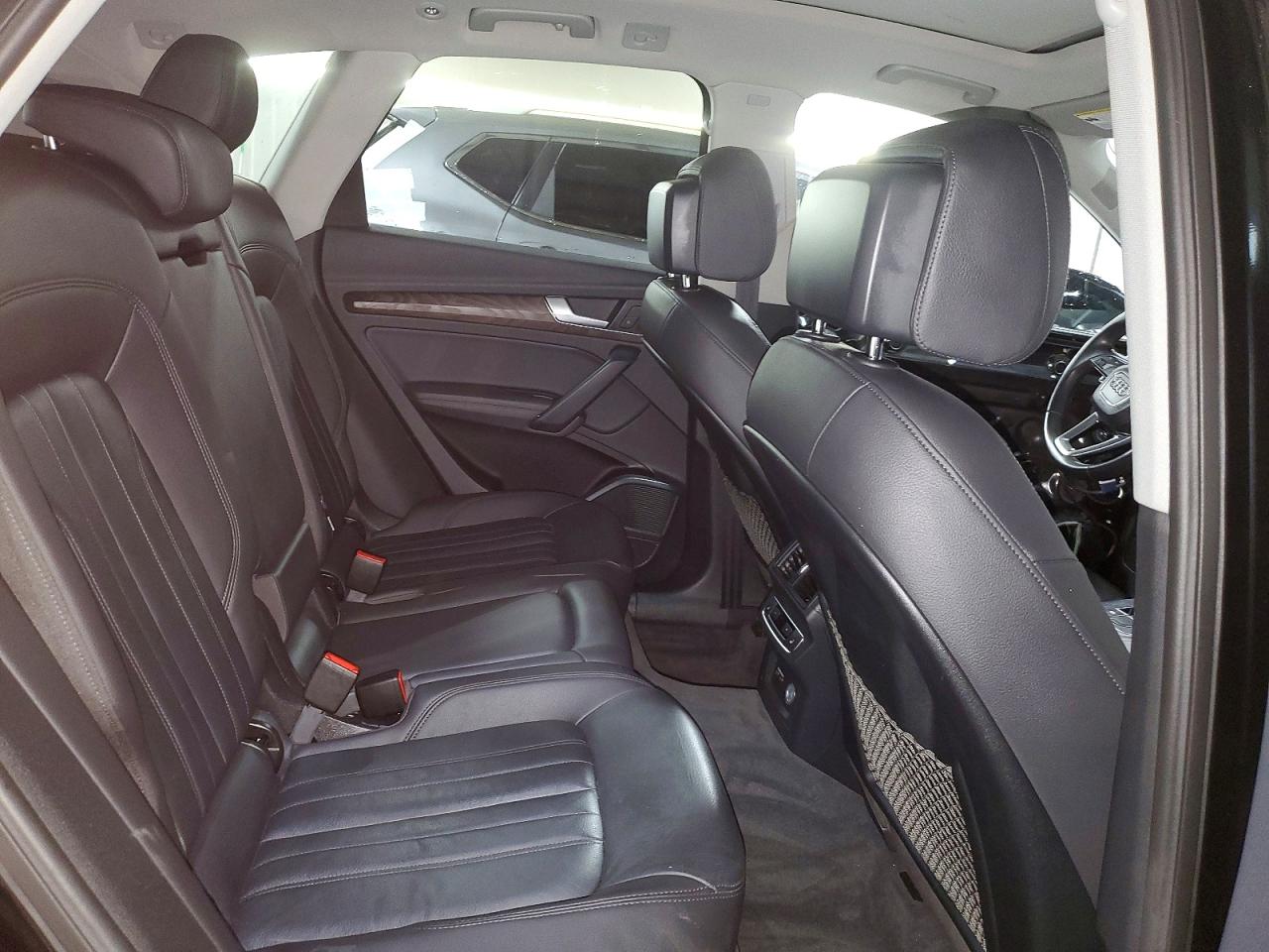 2020 AUDI Q5 E