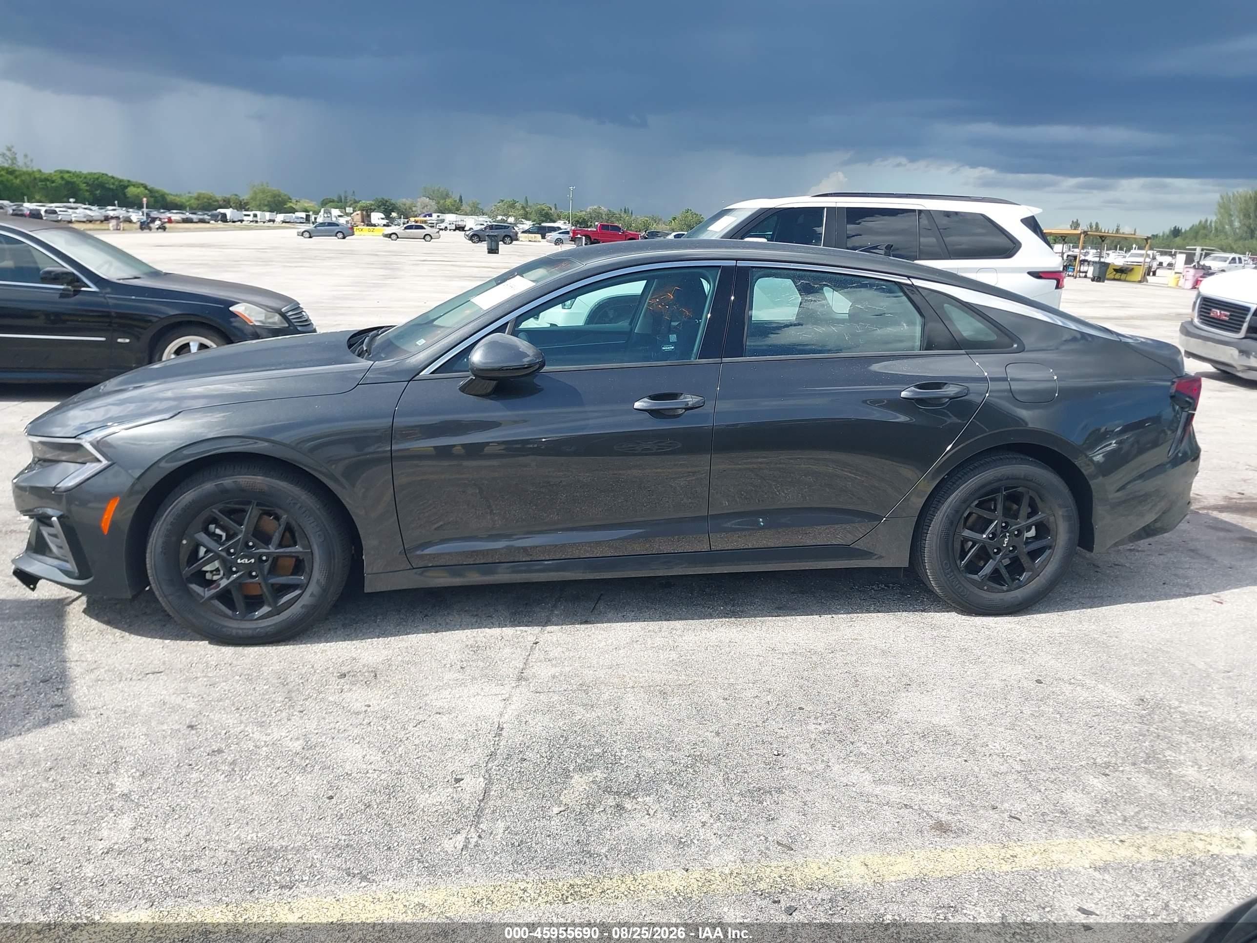 2026 KIA K5 LXS FWD