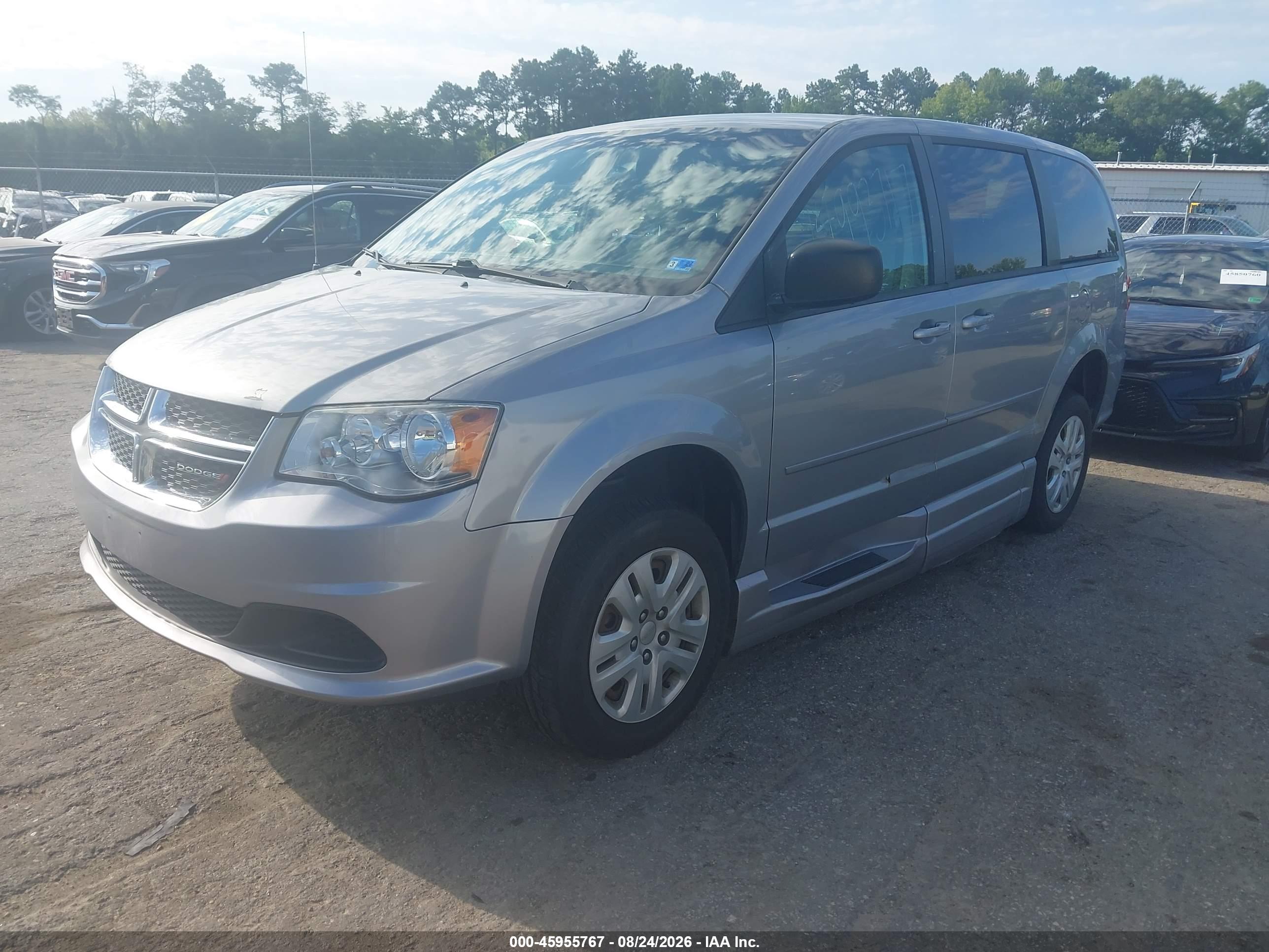 2017 DODGE GRAND CARAVAN SE — I2