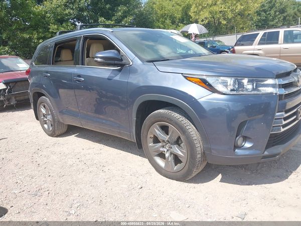 2017 TOYOTA HIGHLANDER LIMITED PLATINUM