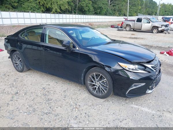 2017 LEXUS ES 350 — I1