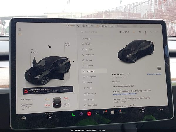 2025 TESLA MODEL Y — I7