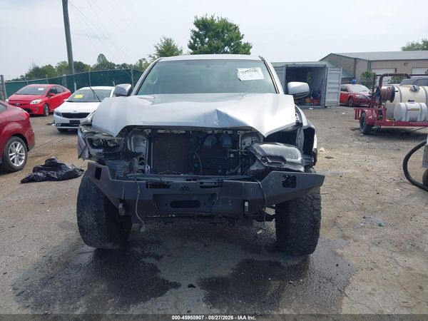 2016 TOYOTA TACOMA SR5 V6
