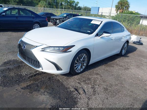 2021 LEXUS ES 300H ULTRA LUXURY