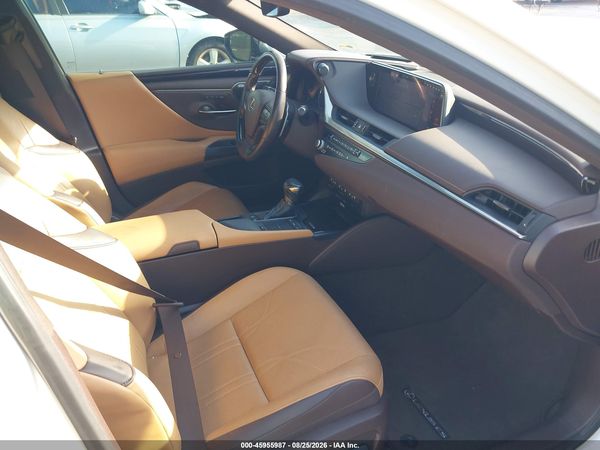 2021 LEXUS ES 300H ULTRA LUXURY