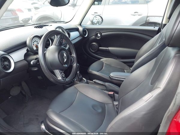 2013 MINI HARDTOP COOPER