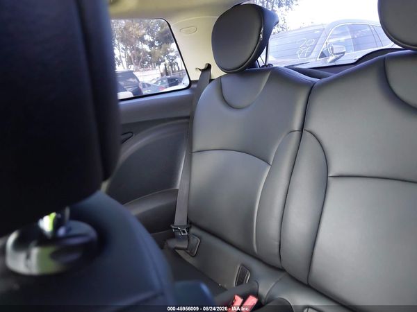 2013 MINI HARDTOP COOPER
