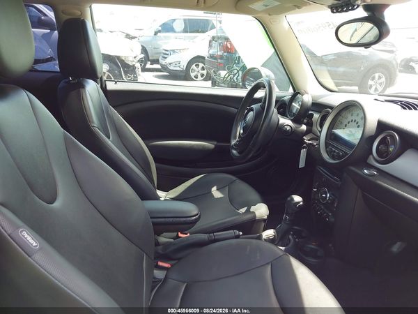 2013 MINI HARDTOP COOPER