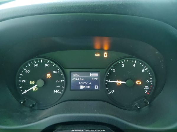 2016 MERCEDES-BENZ METRIS — I7