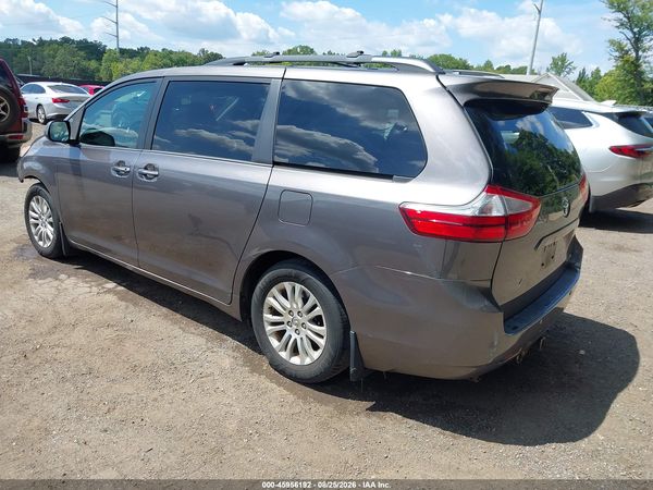 2016 TOYOTA SIENNA XLE 8 PASSENGER