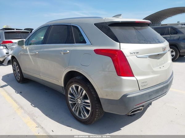 2017 CADILLAC XT5 PREMIUM LUXURY — I3
