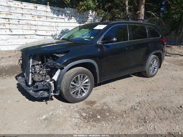 2018 TOYOTA HIGHLANDER XLE