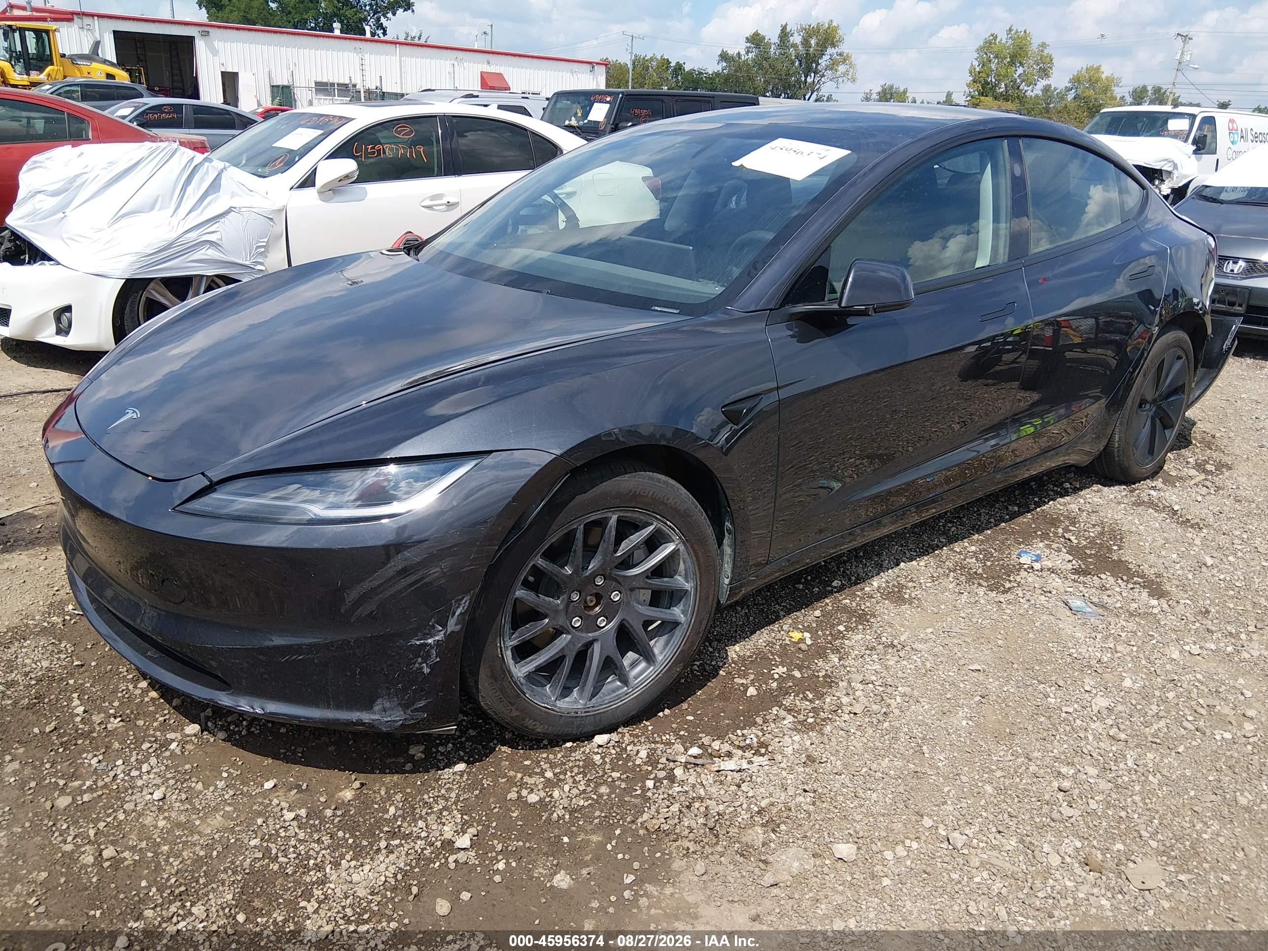 2025 TESLA MODEL 3 — I2