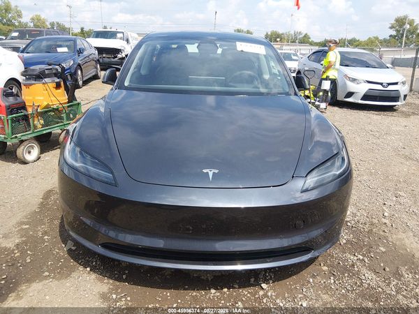 2025 TESLA MODEL 3 — I115