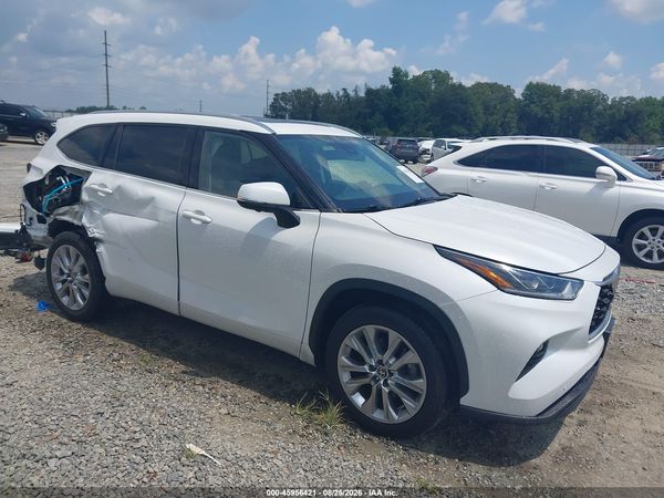 2023 TOYOTA HIGHLANDER LIMITED