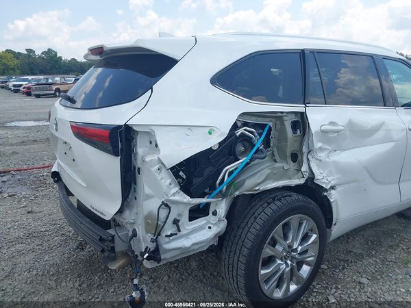 2023 TOYOTA HIGHLANDER LIMITED