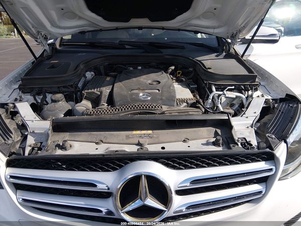 2016 MERCEDES-BENZ GLC 300 GLC300 — I10